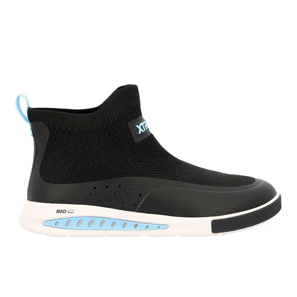 Ankle Deck Sport DriftTech Round Toe Pull On Boots