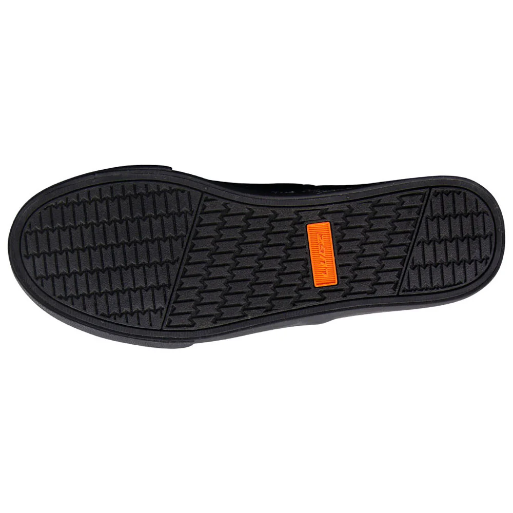 Clipper Protege Classic Slip On Sneakers - Image 5