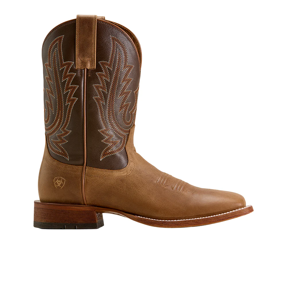 County Roads Wide Square Toe Pull On Cowboy Boots