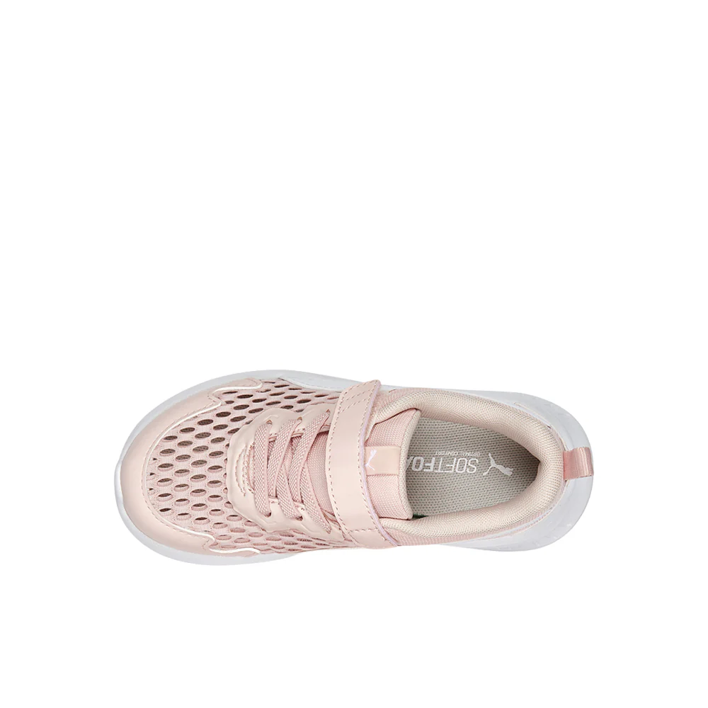 Evolve Run Summer Slip On Sneakers (Little Kid) - Image 4