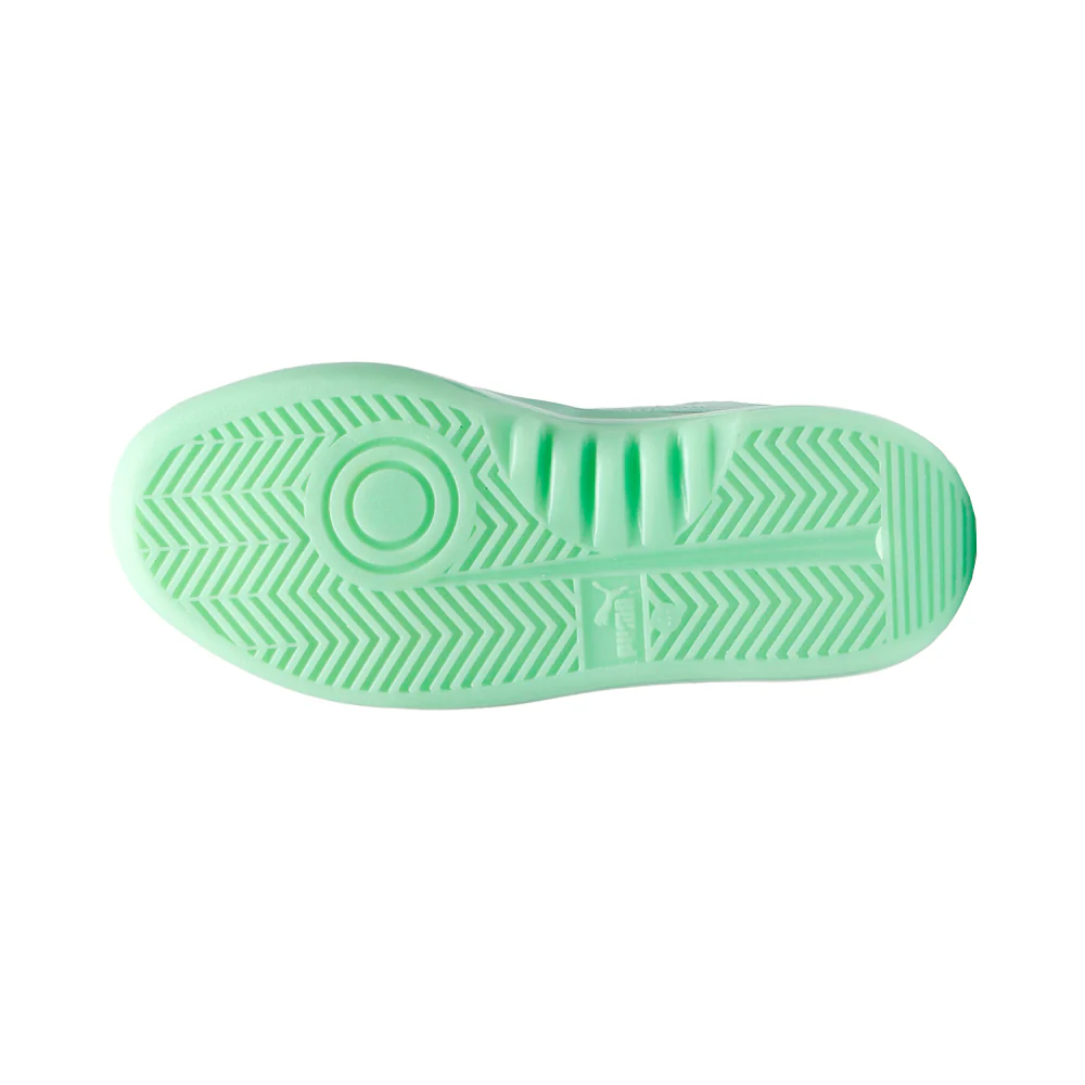 GV Special Hearts Sneakers - Image 5