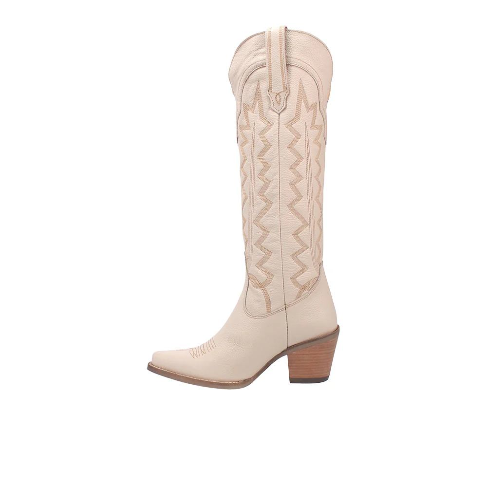 High Cotton Embroidery Snip Toe Cowboy Boots - Image 3