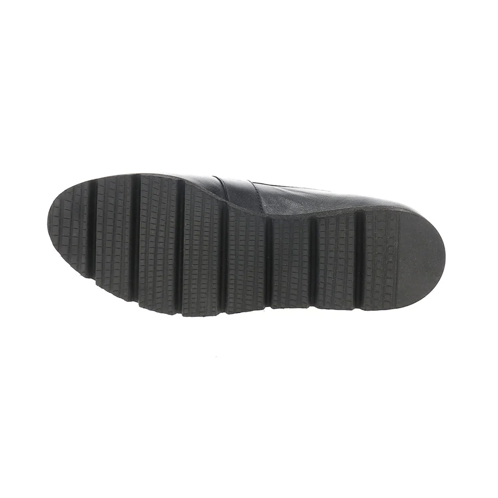 Jakeen Lug Sole Loafers - Image 5