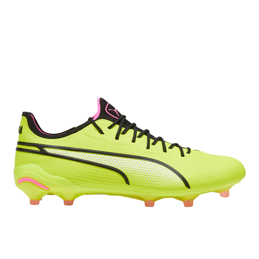 King Ultimate Soccer Cleats