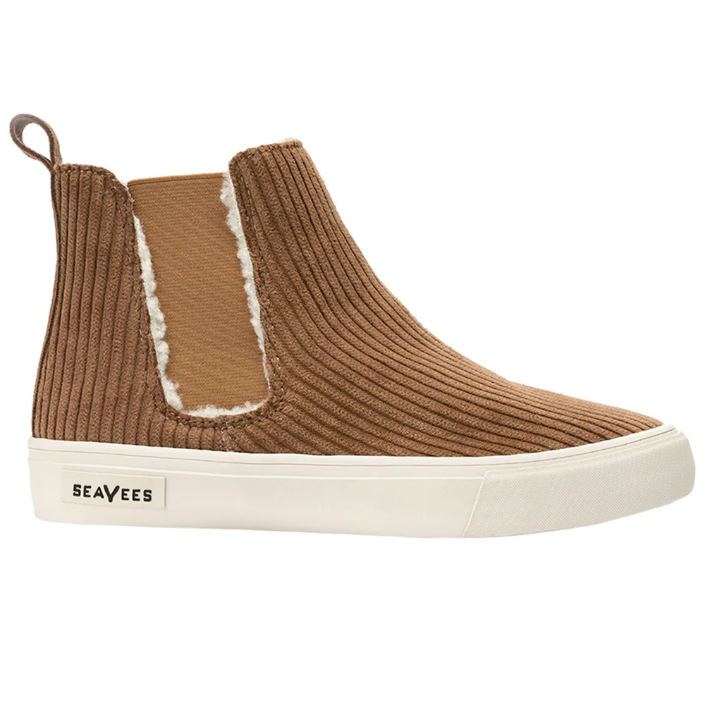 Laguna Round Toe Chelsea Boots