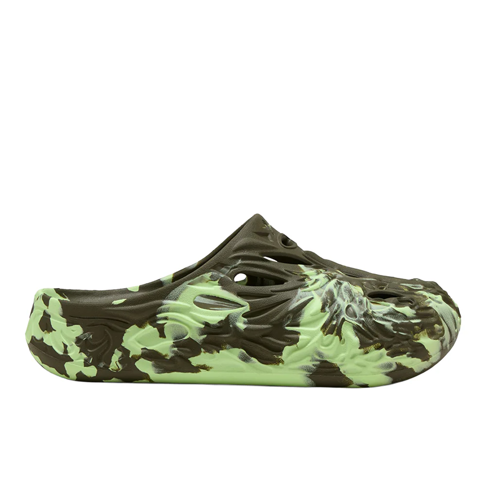 MB.04 Slide Sandals