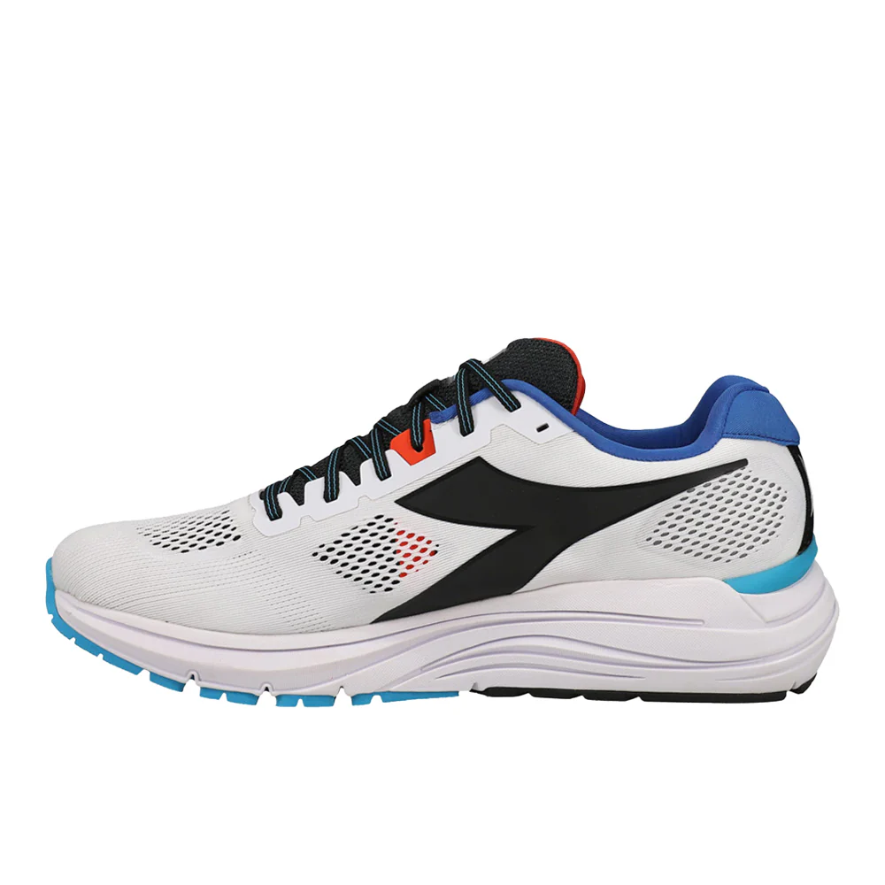 Mythos Blushield 7 Vortice Running Shoes - Image 3