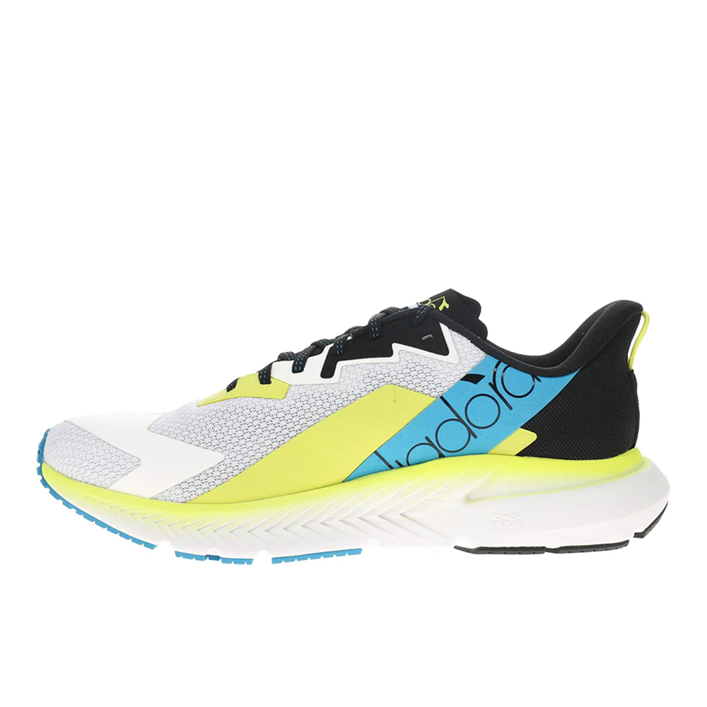 Mythos Blushield Volo 4 Running Shoes - Image 3