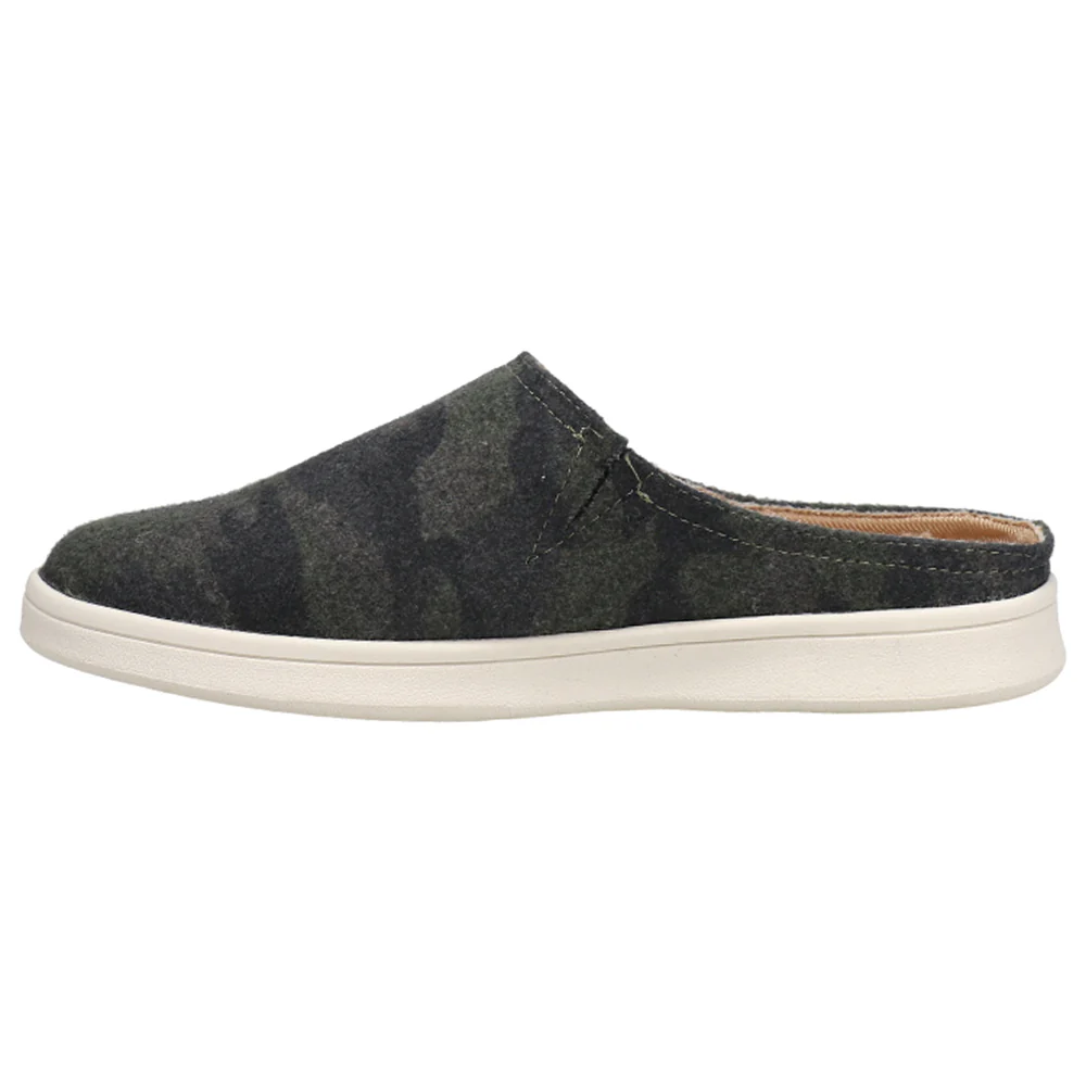 Nomad Camouflage Sneakers - Image 3