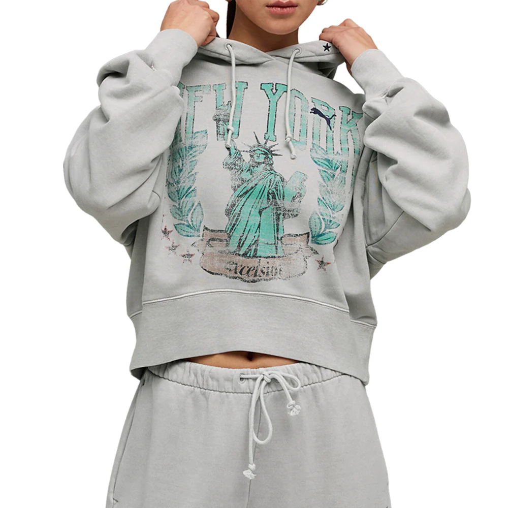 NYC Wardrobe Essentials Boxy Cropped Pullover Hoodie - Image 3