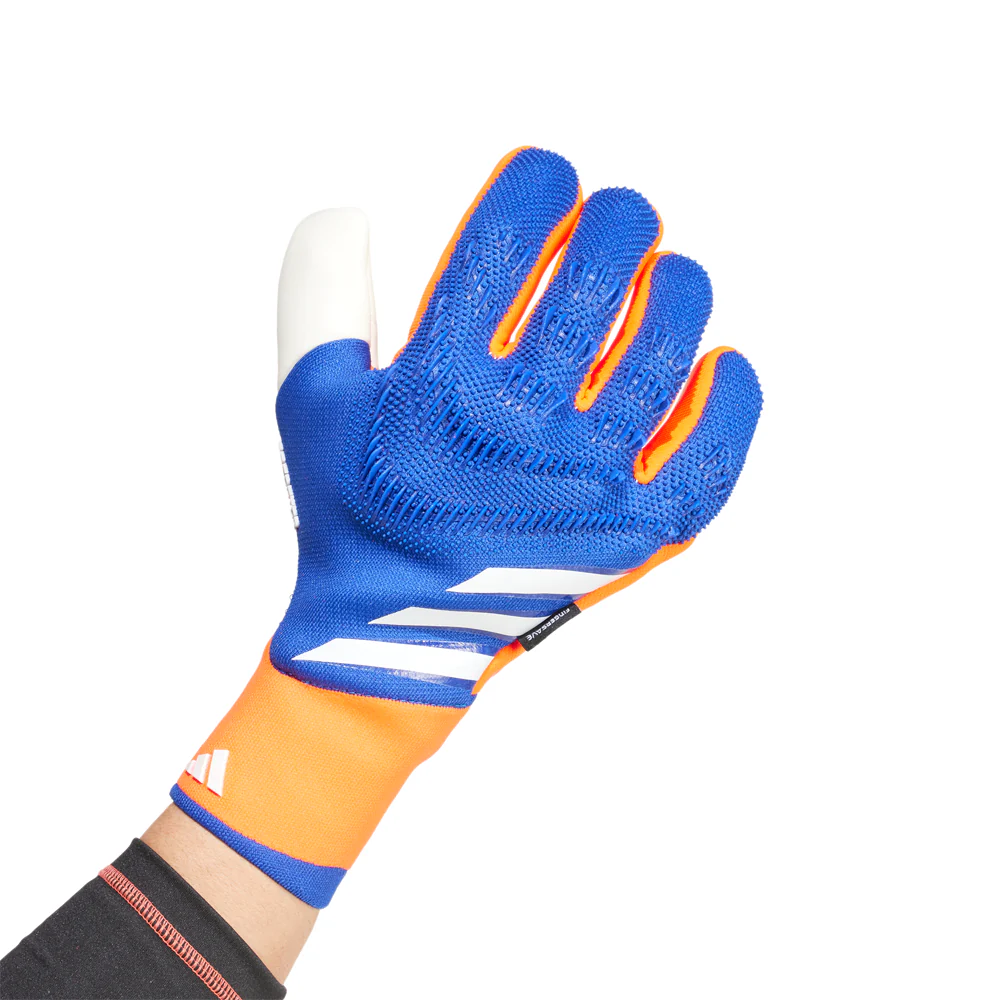 Predator Pro Hybrid Goalkeeper Gloves - Image 2