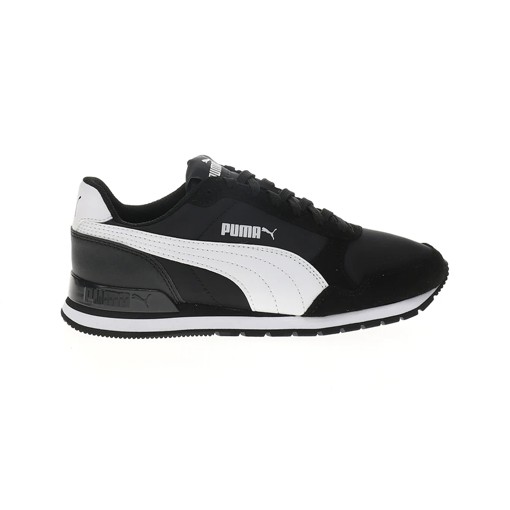 ST Runner V2 Lace Up Sneakers