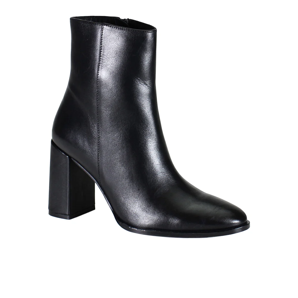 Trav Ler Pointed Toe Zippered Booties - Image 2