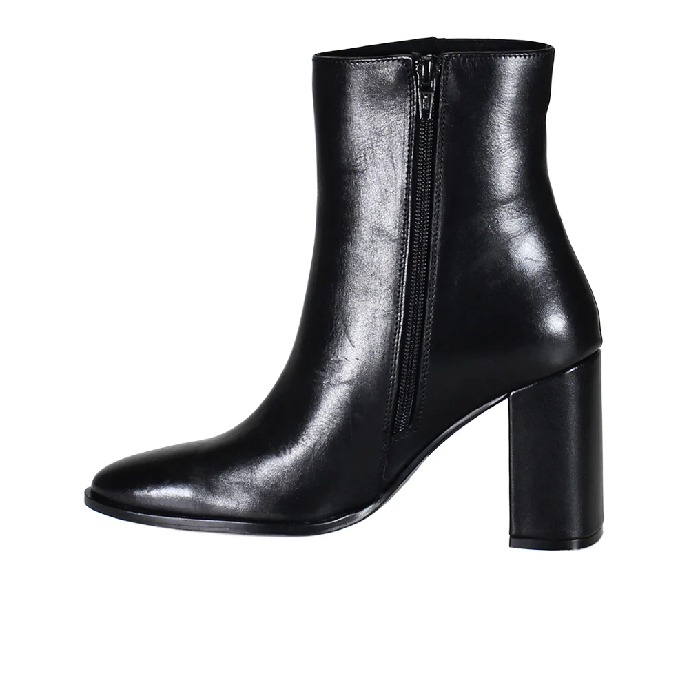 Trav Ler Pointed Toe Zippered Booties - Image 3
