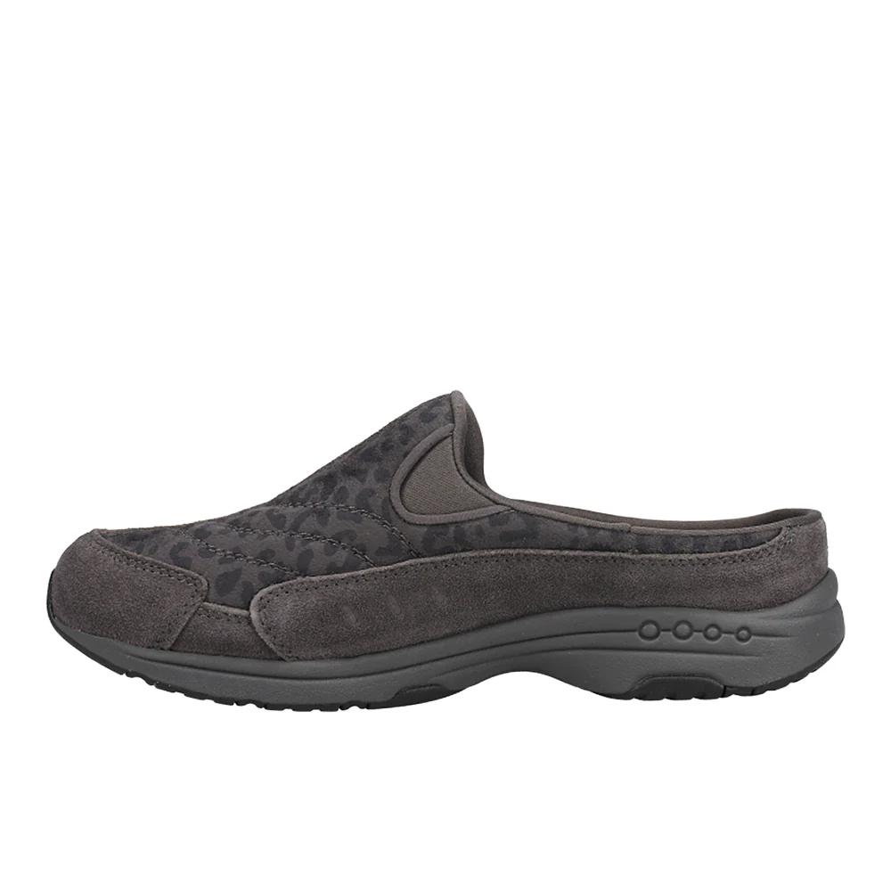 Traveltime Leopard Slip On Sneakers - Image 3