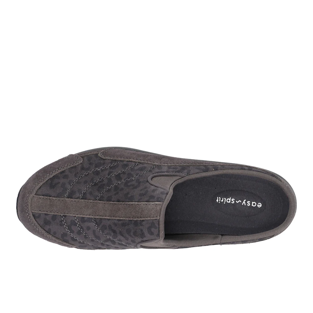 Traveltime Leopard Slip On Sneakers - Image 4